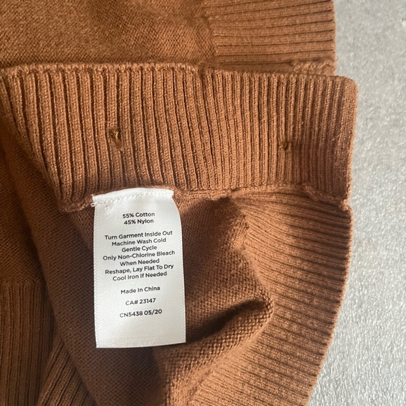 [XL]Talbots Women's Tan Side Gold Tone Button Crewneck Cotton Blend Sweater - Picture 6 of 6
